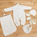 طقم الطباعة و التطريز  السادة للسبوع gold new baby